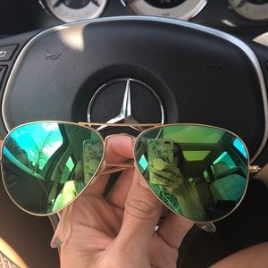 Ray-Ban Green Mirrored Aviators